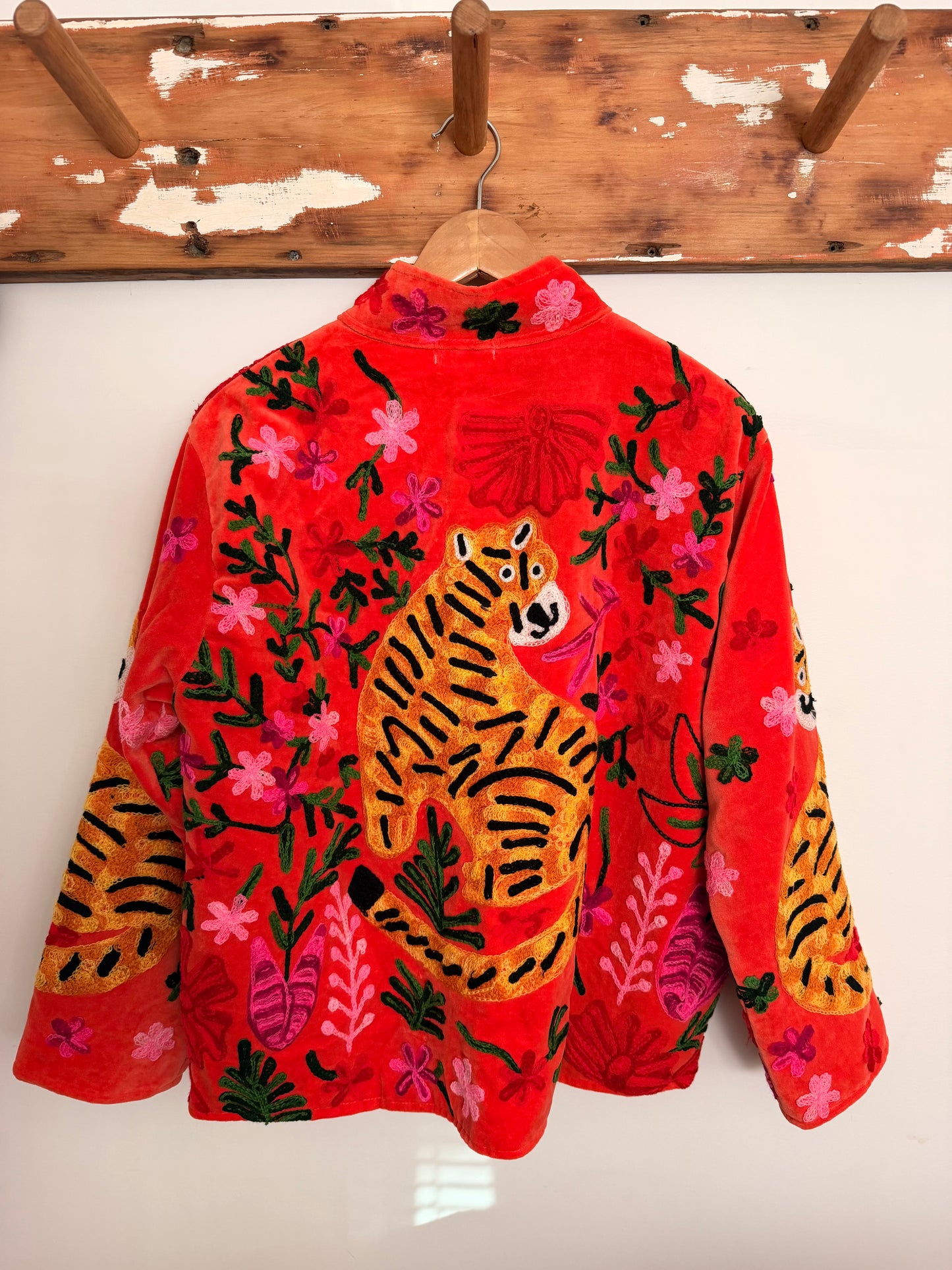 Suswani Velvet Jacket - Peachy Tiger