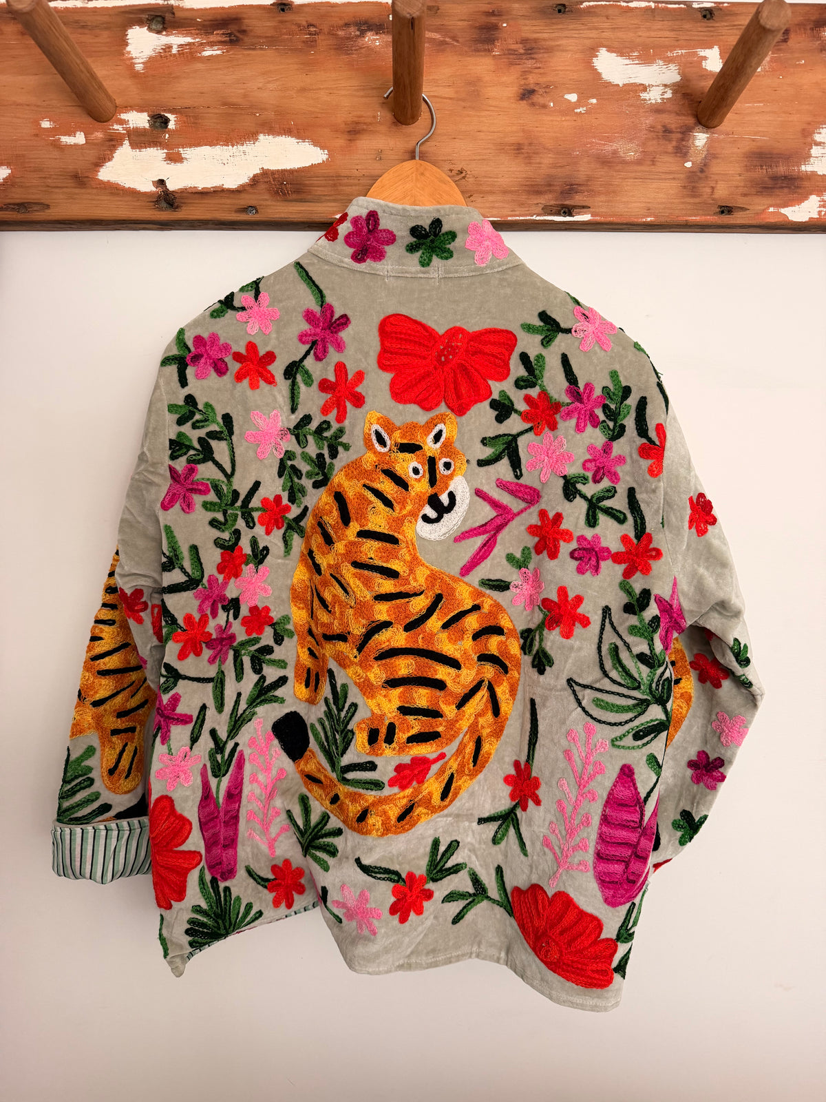 Suswani Velvet Jacket - Soft Grey Green Tiger