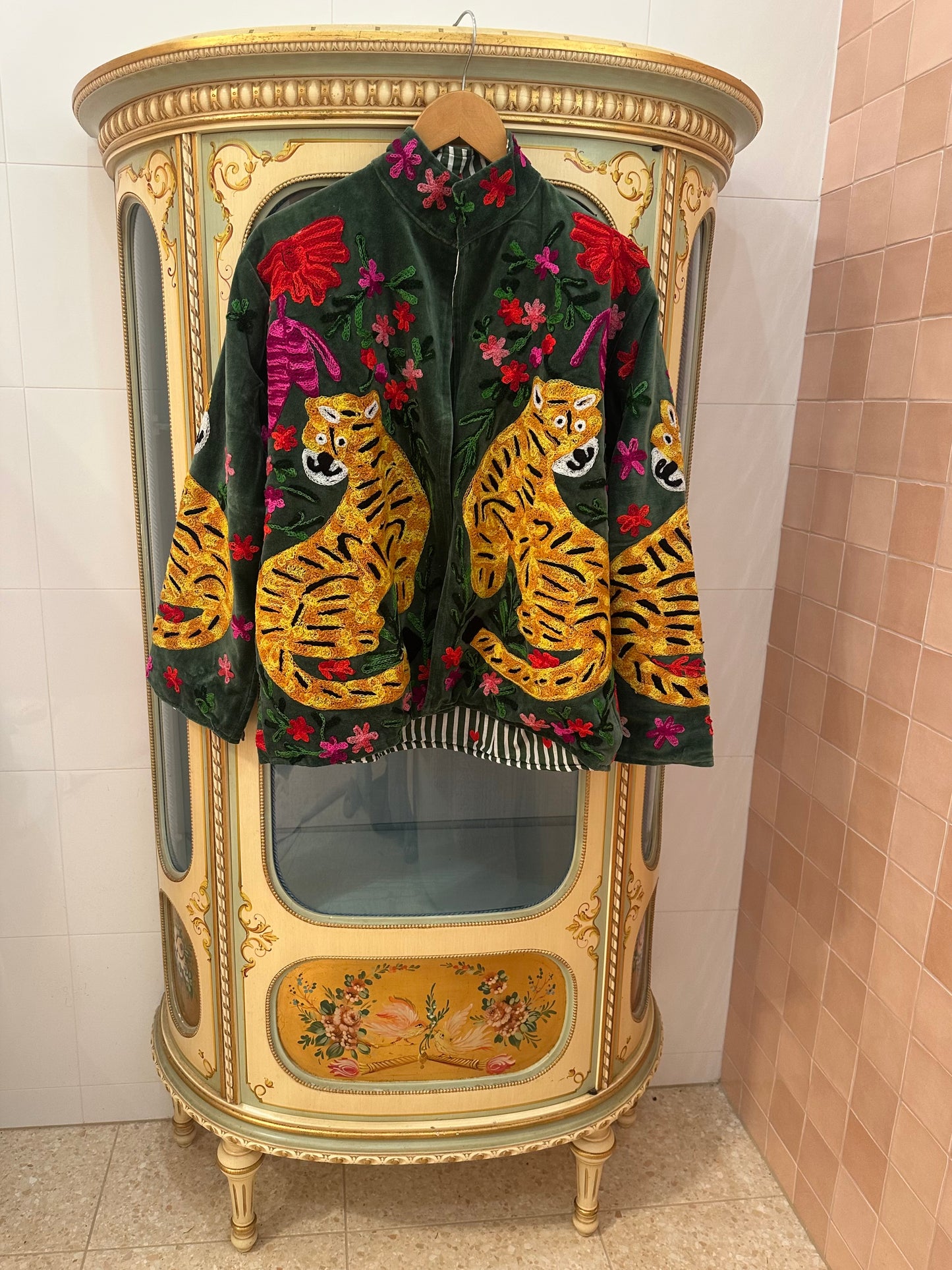 Suswani Velvet Jacket - Forest Green Tiger