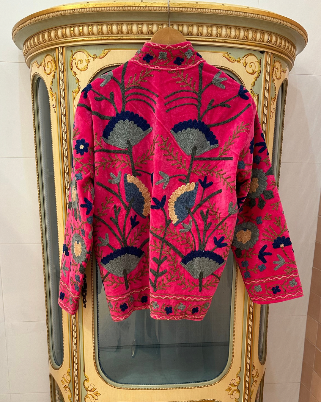 Suswani Velvet Jacket - Bright Pink Floral